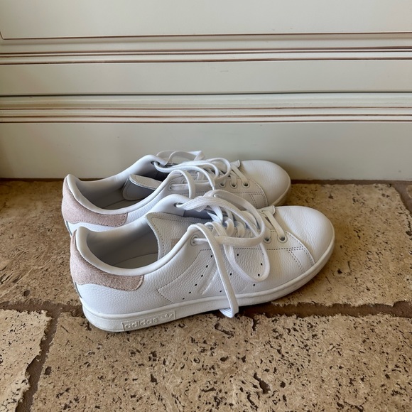 Adidas Sam Smith Shoes brand new pink - Picture 2 of 4